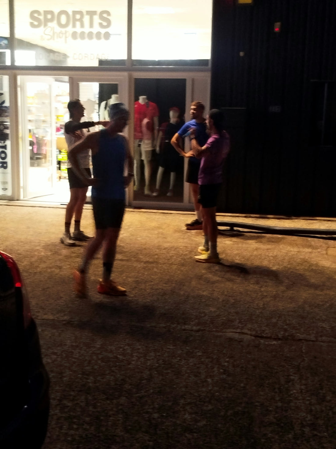 Une belle soirée running chez SPORTS AND SHOP : 10 km et beaucoup de convivialité